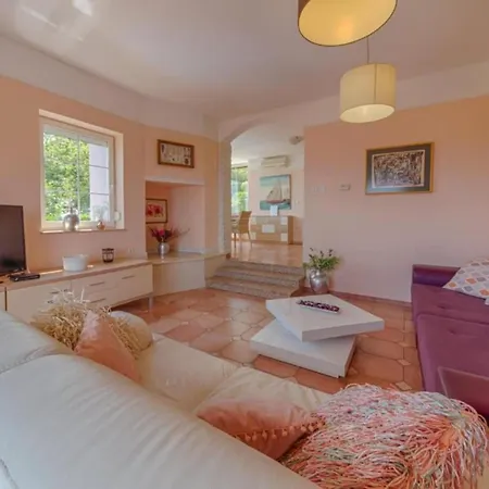 Studio Apartment Опатія