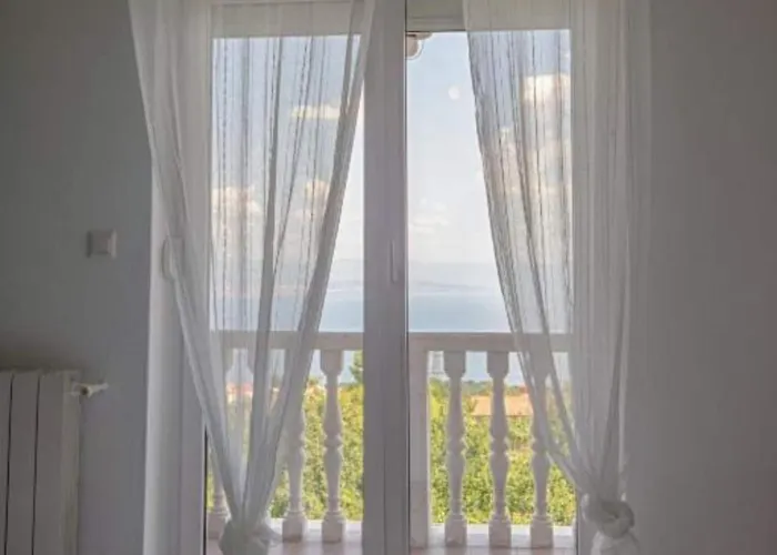 Апартаменти Studio Apartment *