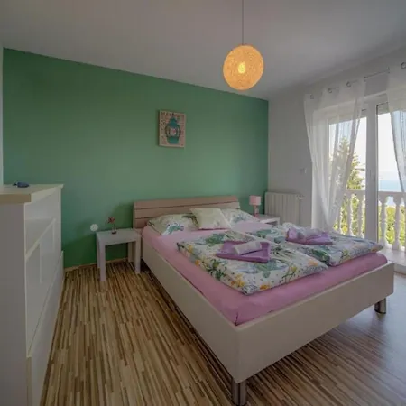 Melanie - Opri Hills With Balcony C * オパティヤ